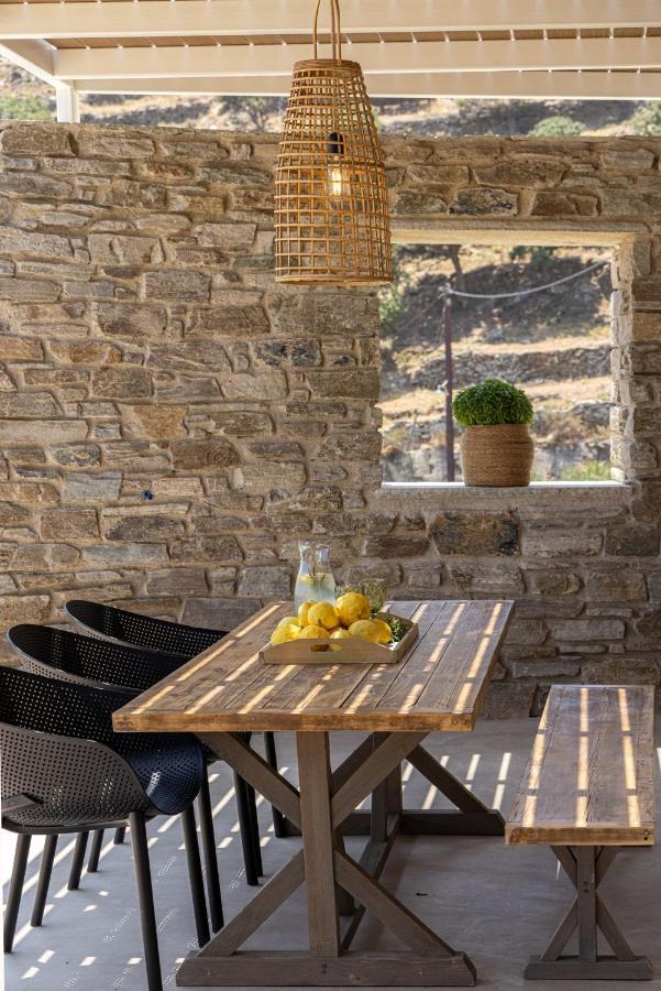 Velouchi Hideout Residence Tinos Bagian luar foto