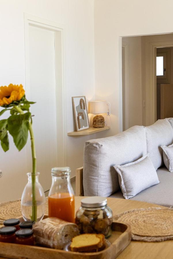 Velouchi Hideout Residence Tinos Bagian luar foto